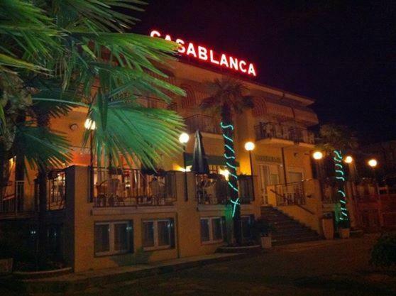 Hotel Casablanca ลาซีเซ ภายนอก รูปภาพ