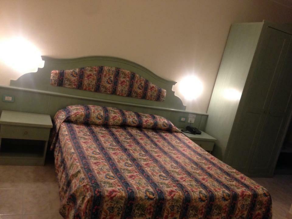 Hotel Casablanca ลาซีเซ ภายนอก รูปภาพ